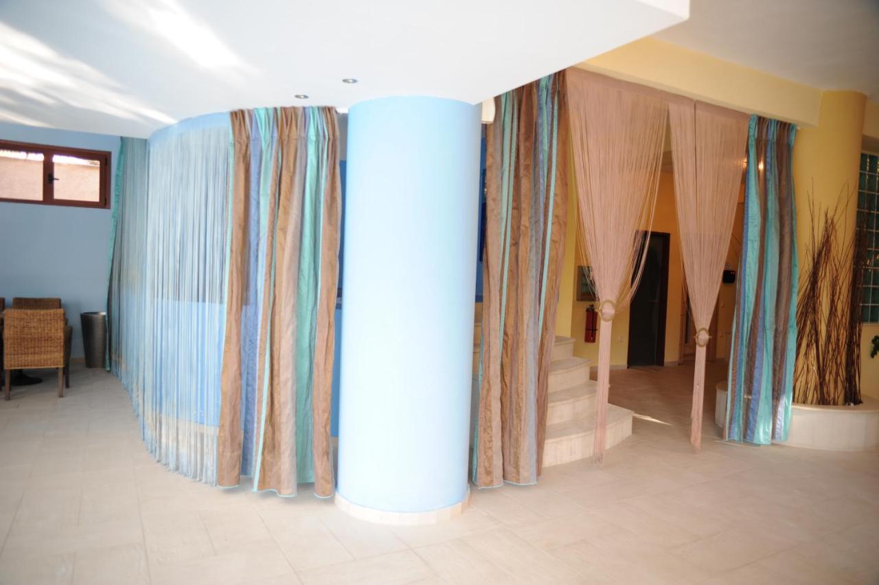 4 Epoxes Hotel Spa Káto Loutrákion Buitenkant foto